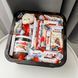 Подарунковий набір з шоколадною пастою, солодощами Kinder та плюшевим ведмедиком у чорній дерев'яній коробці S670 фото 1