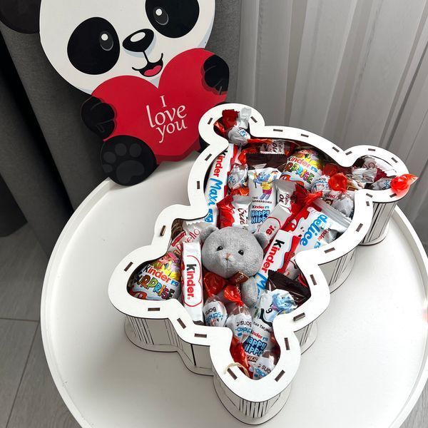 Подарунковий бокс Панда з солодощами Kinder та ведмедиком у деревʼяній коробці для дитини чи дівчини S678 фото